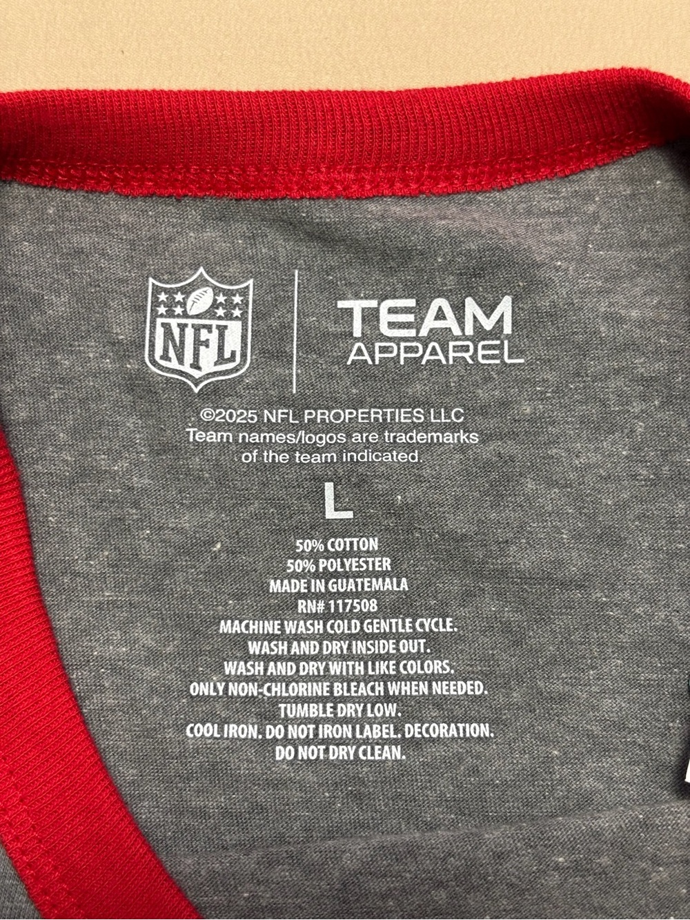 NWT NFL Kansas City Chiefs Women's Gray Short Sleeve Tee Red Trim Size Large - Picture 2 of 6